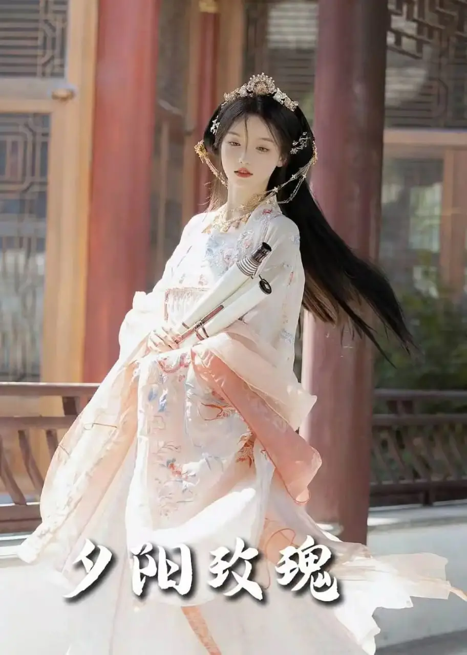 《夕阳玫瑰》：一场迟暮之年的浪漫绽放，爱与秘密交织的动人故事