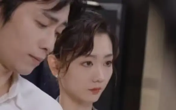 《捡个总裁当老公》：闪婚奇缘，总裁保镖，爱情冒险，你敢信？